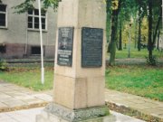 historia wokol pomnika sie toczy 3